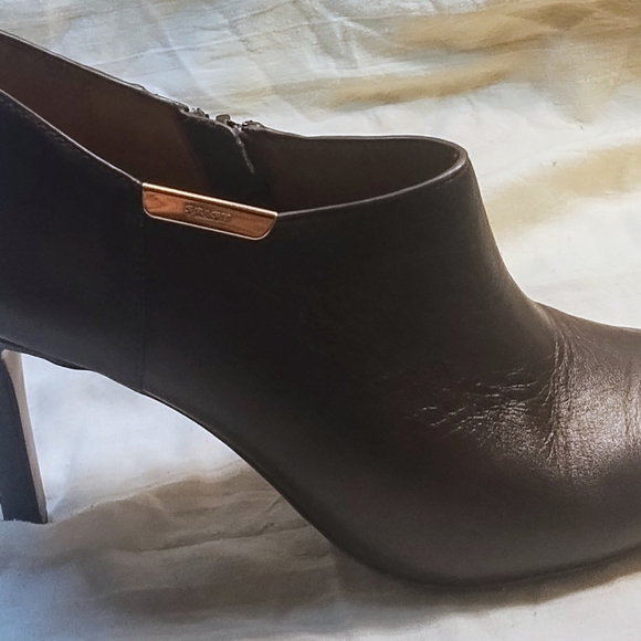 Coach heels size 7.5 - Picture 8 of 11